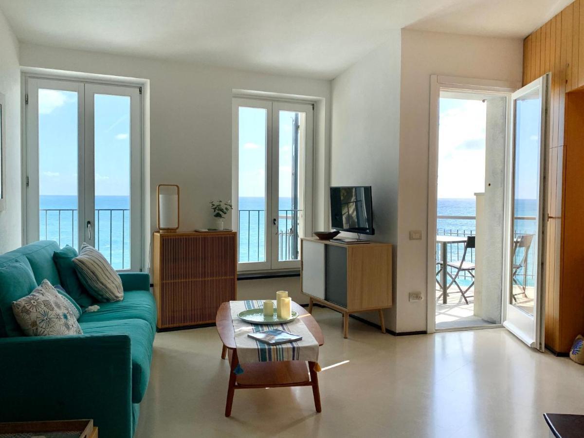 Il Ciasso Romantic Seafront Escape Вернацца Экстерьер фото