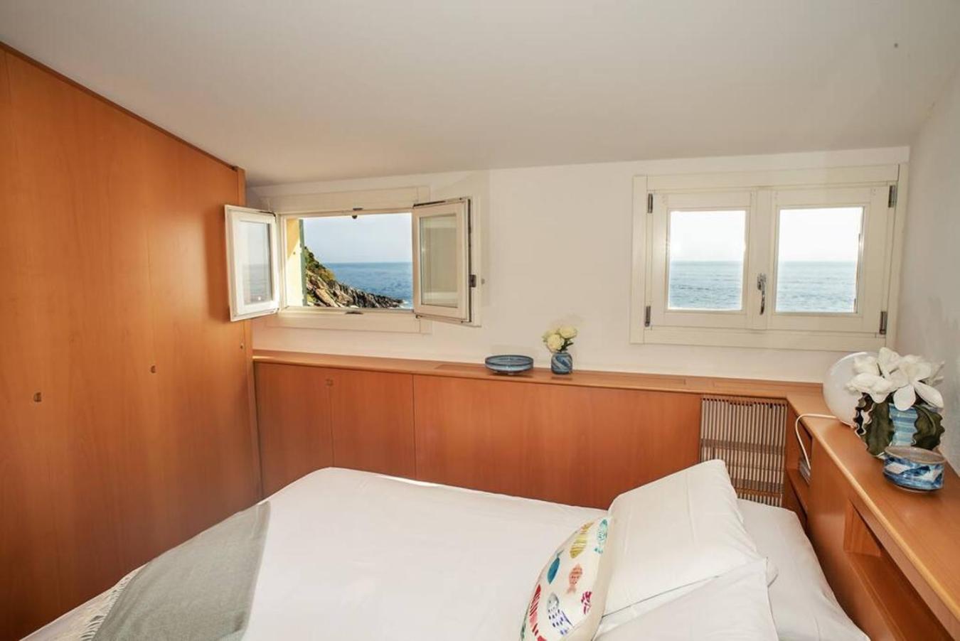 Il Ciasso Romantic Seafront Escape Вернацца Экстерьер фото